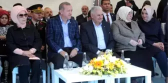 Erdoğan: Bizimle NATO'da Beraber Olanlar, Askerini Ypg'nin İşaretleriyle Suriye'ye Gönderemez