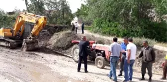 Yazıhan'da Yol Çalışmalarına Hız Verildi