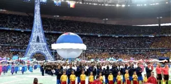 Euro 2016'ya Dev Açılış