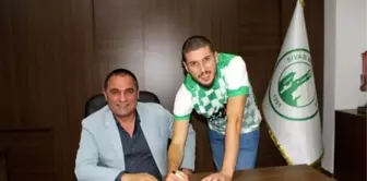 Sivas Belediyespor'da Transfer Çalışmaları Sürüyor