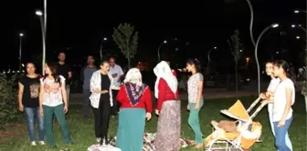 Belediye Başkanı Akat Göletli Park'ta Vatandaşlarla Buluştu