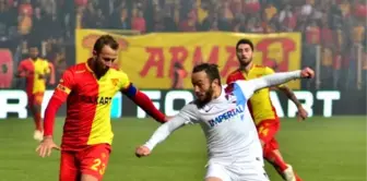 Göztepe'de Giray Af Bekliyor