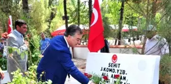 Osmaniye'de Şehitlik Ziyareti