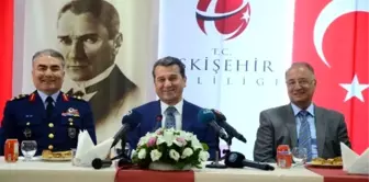 Eskişehir'de Protokol Üyeleri Bayramlaştı