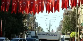 Akçakale Türk Bayrakları ile Donatıldı