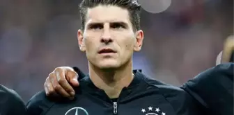 Fiorentina: Mario Gomez'i 10 Milyon Euro'dan Aşağı Satmayacağız