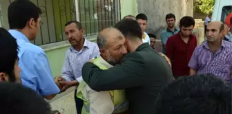 Şehit Ahmet Suna'nın Baba Evine Acı Haber Verildi.