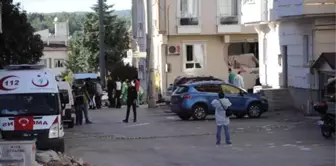 Hücre Evi Baskınında 'Canlı Bomba' Kendini Patlattı: 3 Polis Şehit, 8 Yaralı (8)