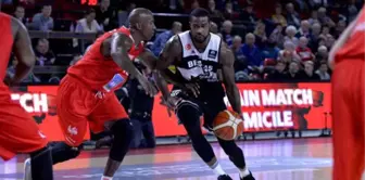 FIBA Şampiyonlar Ligi'nde Beşiktaş deplasmanda Charleroi'yı 92-75 Yendi