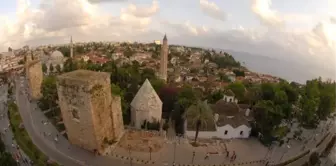 Antalya Tarihi Kaleiçi'nde Günısı ve Çanak Anten Yasaklanıyor