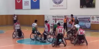 Tekerlekli Sandalye Basketbol Süper Ligi - Kardemir Karabükspor: 63 - Elig Avukat Bürosu Engelli...