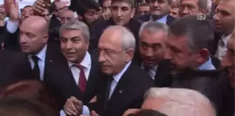 Kılıçdaroğlu, Cumhuriyet Gazetesini Ziyaret Etti