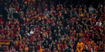 Galatasaray Taraftarı Stattan Ayrıldı