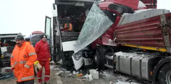 Dha Yurt;sivas' Ta Buzlanma, Trafik Kazalarına Yolaçtı