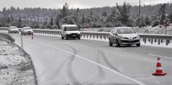 Dha Yurt;sivas' Ta Buzlanma, Trafik Kazalarına Yolaçtı