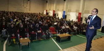 Muş'ta 'Demokrasi ve Etik' Semineri