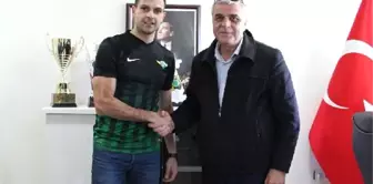 Akhisar Belediyespor Samardzic ile 3.5 Yıllık Sözleşme İmzaladı