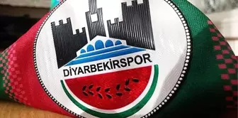 Diyarbekirspor'da İki Futbolcu Ayrılıyor