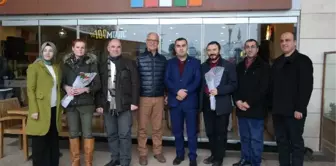 AK Parti Gazetecileri Unutmadı