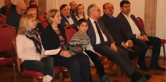 Budapeşte'de Türk Kökenli 6 Bin Halk Türküsü Arşivi Tanıtıldı