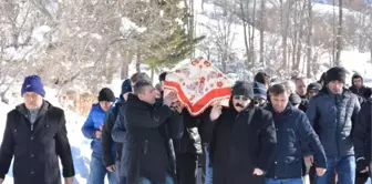 Tokat İstanbul'da Eşi Tarafından Öldürülen Kadın Toprağa Verildi (2)