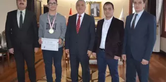 Halter Şampiyonu Yaman'dan, Vali Yıldırım'a Ziyaret