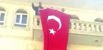 Mardin'de Belediyeye Operasyon! Başkan Gözaltına Alındı, Türk Bayrağı Asıldı