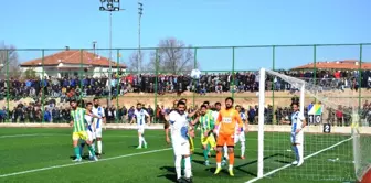 Yeşilyurt Belediyespor Şampiyonluğa Göz Kırptı