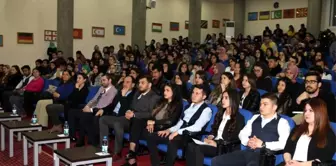 Erü'de 'Geleceğine Yön Ver' Konulu Konferans Düzenlendi