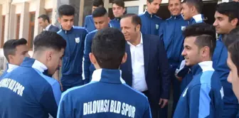 Dilovası U-17 Futbol Takımı Türkiye Şampiyonası İçin Yola Çıktı