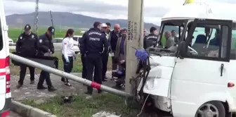 Adıyaman'da Trafik Kazası: 2 Yaralı