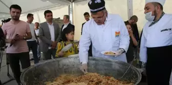 40 Bin Kişilik Türkistan Pilavı ve Hamsi Şöleni Başlıyor