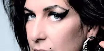 Amy Winehouse'un Dünyaca Ünlü Tribute Sanatçısı Türkiye'ye Geliyor