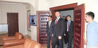 Bakan Yardımcısı Yegin, Şemdinli'de Temaslarda Bulundu