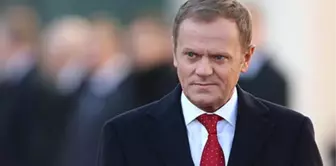 Tusk'ı Nazi Subayı Gibi Gösteren Polonyalı Diplomat Görevden Alındı