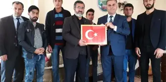 Adilcevaz Kyk Öğrencileri Şehit Ailelerini Unutmadı