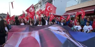 Foça'dan 'Biz Atatürk Gençleriyiz' Haykırışı