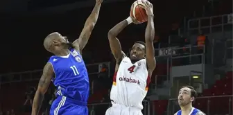 Anadolu Efes- Galatasaray Odeabank: 95-85