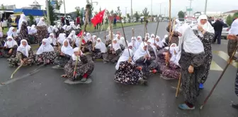 Meraya Müze Binası Yapılacağını Haber Alan Köy Sakinleri Yolu Trafiğe Kapattı