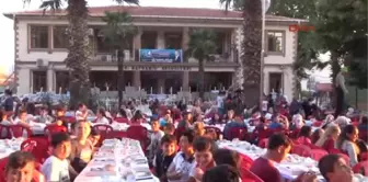 Çanakkale Bayramiç Belediyesi'nden Çocuklara Özel Iftar Yemeği