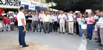 Kılıçdaroğlu'na Destek İçin 'Duran Adam' Eylemi