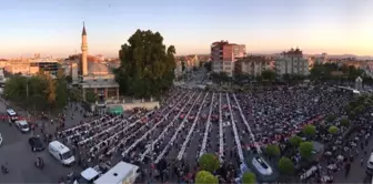 Karaman Belediyesi 10 Bin Kişiye İftar Verdi