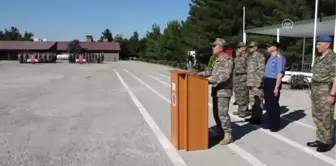 Akar, Askerlerle Bayramlaştı, Yaralı Güvenlik Korucularını Ziyaret Etti