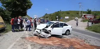 Kocaeli'de Trafik Kazası: 3 Yaralı