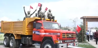 Bakan Yılmaz: 'Fetö Gibi Arızlar Yüzünden Dinimize Laf Edenler Büyük Gaflet İçinde'