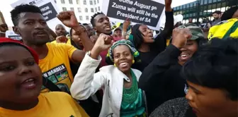 Güney Afrika Devlet Başkanı Zuma, Güvensizlik Oylamasından Geçti