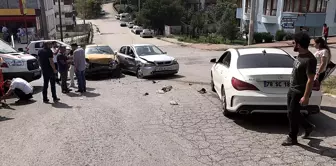 Safranbolu'da Trafik Kazası: 2 Yaralı