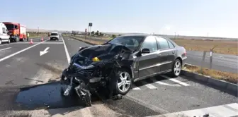 Aksaray'da İki Otomobil Çarpıştı: 1 Ölü, 2 Yaralı