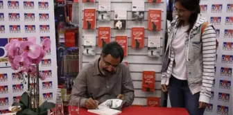 D&r Kitap Fuarı Ahmet Ümit'le Başladı