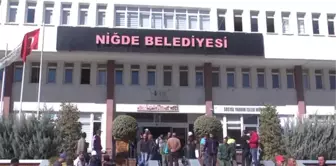 Niğde Belediye Başkanı Akdoğan Görevinden İstifa Etti